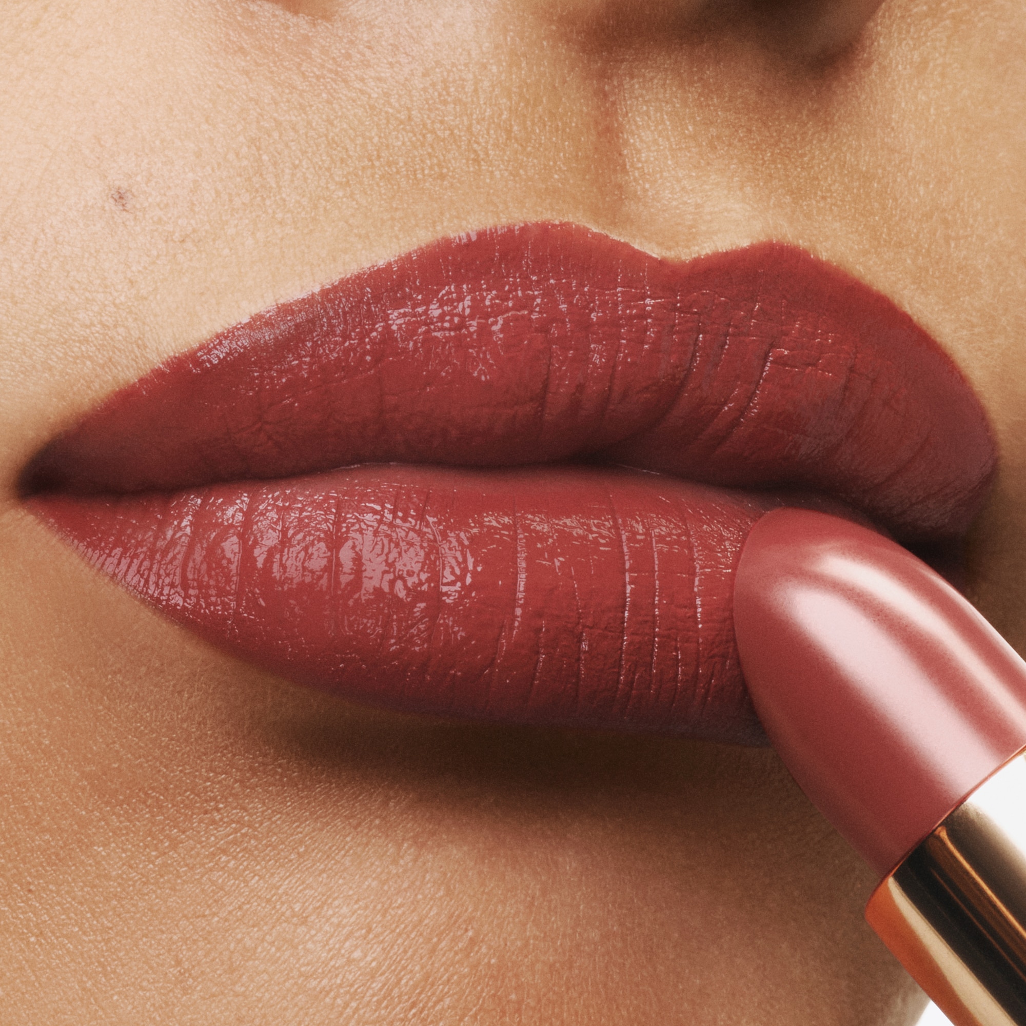 LIP COLOR UPGRADE (LABIAL EN BARRA)
